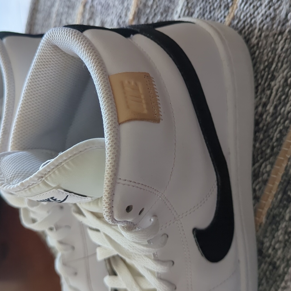 Nike White and Black High-Tops - Picture 5 of 6